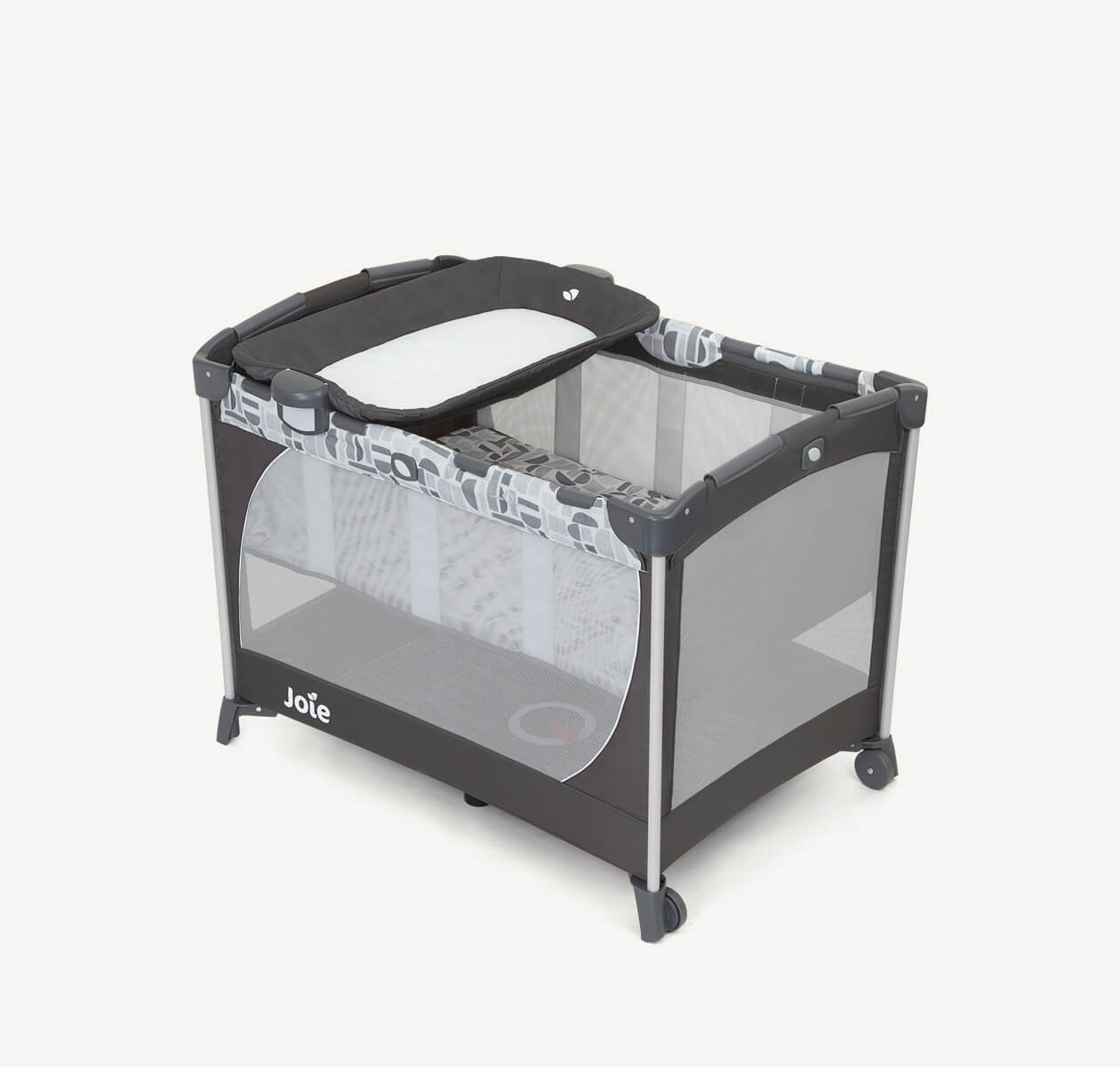 Commuter™ Change Travel Cot - Logan