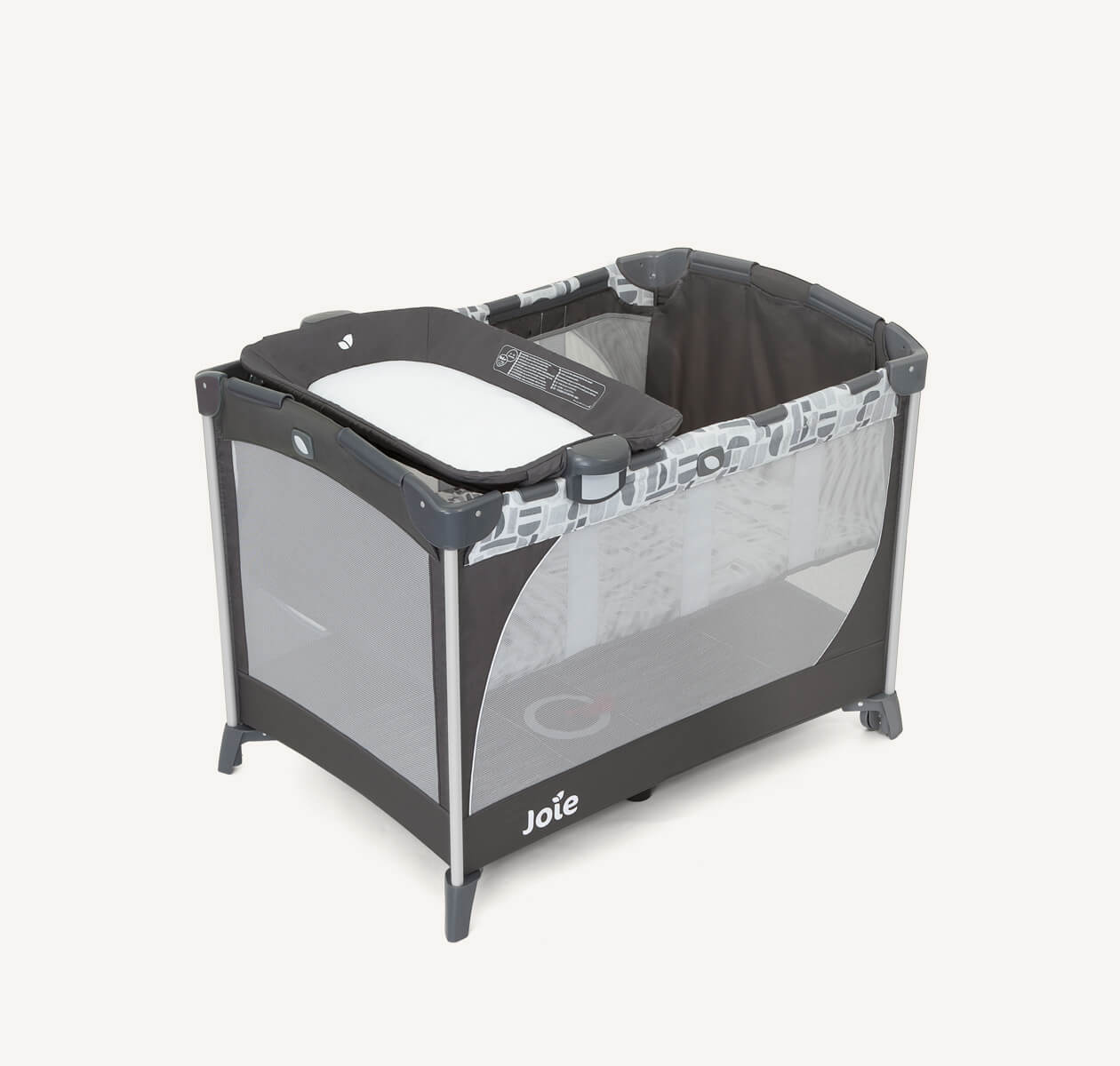 Commuter™ Change Travel Cot - Logan